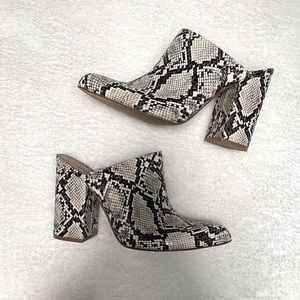 Steve Madden Snakeskin Block Heel Mules - 9.5